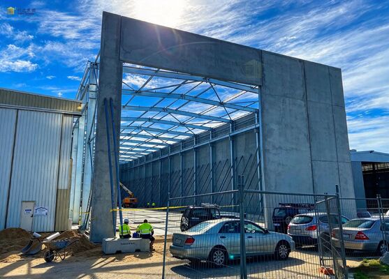 Jakość Fast Installation Light Steel Structure Building with Durable Frame and Earthquake Resistant Steel Frame Construction Fabryka